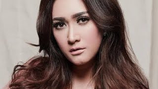 Download lagu Nafa Urbach - Disisi Jurang Cinta mp3 Download lagu Nafa Urbach - Disisi Jurang Cinta mp3