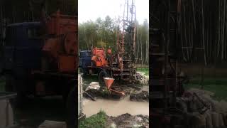 UGB 50A máquina perforadora con grúa | Imagen 4 - Machineryline