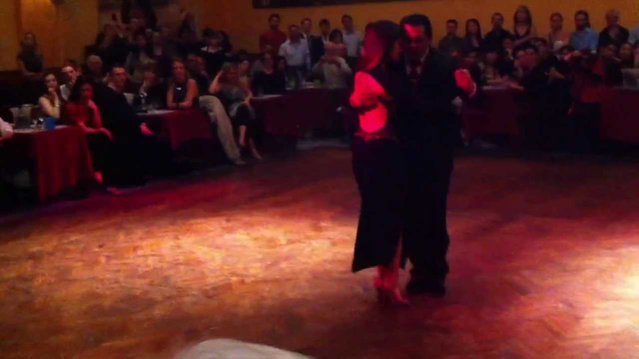 Carolina Bonaventura y Francisco Forquera en Canning  sept 2012