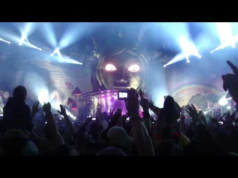 Tiësto (Delerium - Silence (W&W vs. Jonas Stenberg Remix)) @ Tomorrowland 2011 (Mainstage)