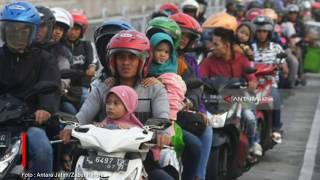 Download lagu Wow!!! Pengendara Motor 'Toron' memadati Suramadu mp3