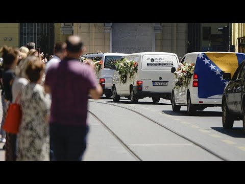 Offene Wunden: 25 Jahre Völkermord von Srebrenica