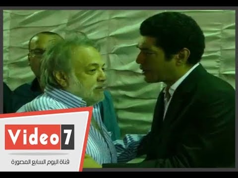 المخرج يسري نصر الله و محمد فوزى والفنان ماهر عصام يصل عزاء والد باسم سمرة