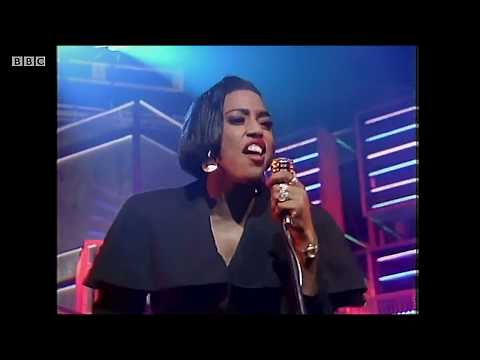 Mica Paris ft Courtney Pine  -  Like Dreamers Do  - TOTP  - 1988