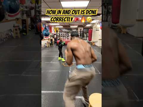 Master In & Out Footwork FAST 🥊🔥 #Boxing #BoxingTips #Footwork #YouTubeShorts #CombatSports
