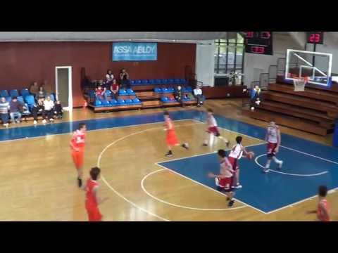 BC SLAM CONDORS - PHOENIX GALATI 63-13 sfertul 3