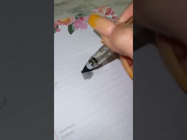 Vídeo relacionado con APLI 19802 - Lápiz infinito con cuerpo gris, lápiz eterno sin tinta con mina de recambio
