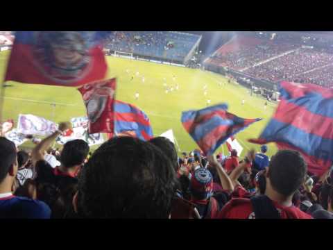 "Señores yo soy de barrio obrero" Barra: La Plaza y Comando • Club: Cerro Porteño