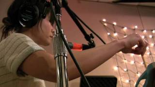 Asobi Seksu - Meh No Mae (Live on KEXP)