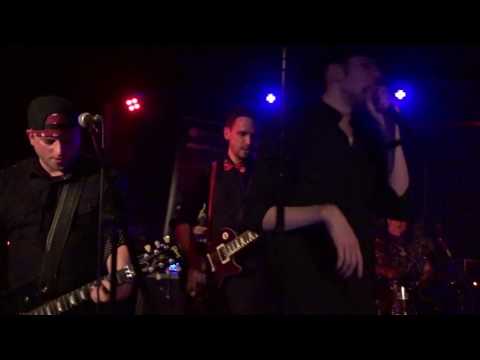 RISING RIOT Live @Cologne Blue Shell – Delighted