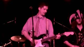 Groove Illusion: Circles in the Sand