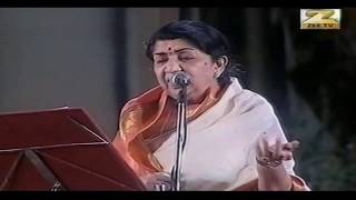 Jiya Jale | Dil Se | Lata Mangeshkar | Lata Mangeshkar Live Hydrebad concert.