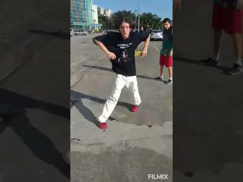 MC TATY DAS GULOSAS - AS NOVINHA DAQUI DA ALTA (Passinho Foda) Relíkias Menino do Fusca & Riquinho