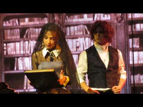 Julie Fournier et Côme - Scène dans la bibliothèque et "Le temps passé avec vous" (lRelN,03/12/2016)