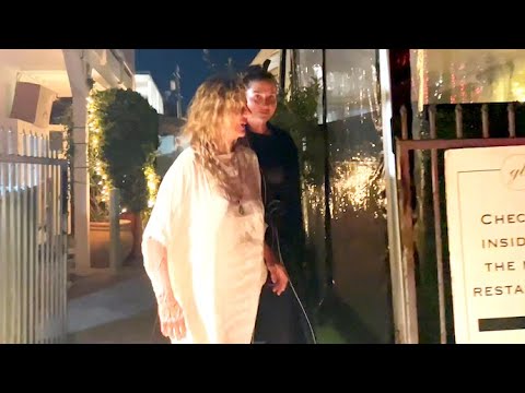 Kesha Dons Sheer Black Dress For Dinner With Mom Pebe Sebert