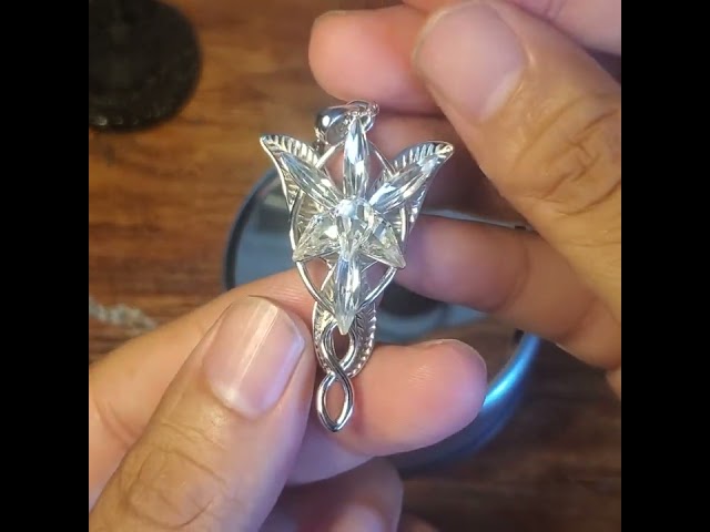 Vídeo relacionado con Pendientes de plata de ley 925 con diseño de estrella de Arwen Evenstar, joyería Hobbit, regalo para mujeres, hombres y niñas, 18 millimeters, Plata de ley, Circonia cúbica