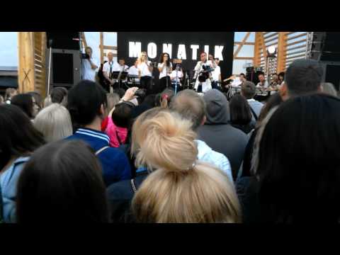 Video thumbnail for Музыкально-танцевальная терапия (Music and dance therapy)