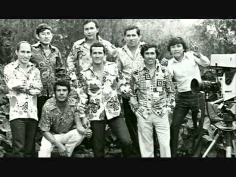 Grupo Guinda - Barrio viejo (canta carlos palomino)