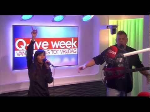 2 Fabiola - Lift U Up (live bij Q)