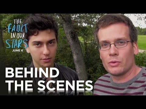 The Fault in Our Stars (Featurette 'The Scribe on Set - The Cast')