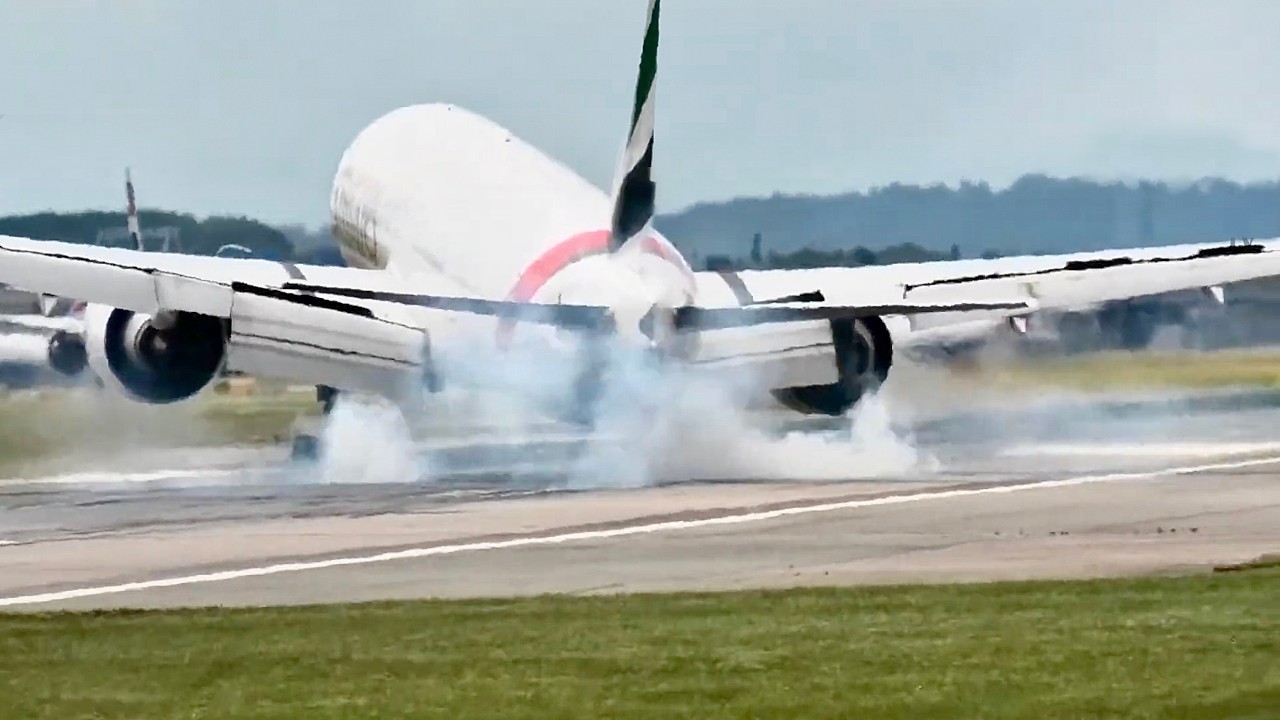 Heavy 777 Lands Sideways