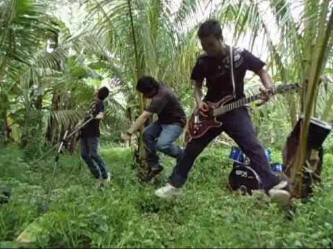 Iwasan Ang Ngayun - Gods Smuggler