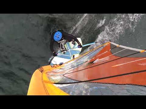 BIC Techno WindFoil 130L freeride board, 6.5m2 Ezzy Cheetah sail, 43cm Sonntag SL-Pro2 fin, force 3.