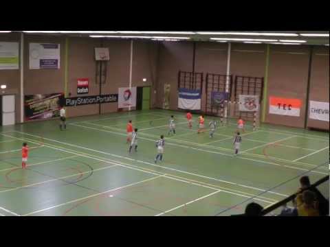 27-12-2012 (3/5) TEC E1 - Teisterbanders E2 (4-1)