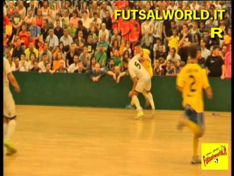 . . . . Tunnel . . . di Gabriel Carvalho