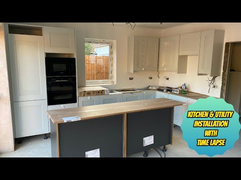 1936 Bungalow Renovation / Home Renovation - Kitchen & Utility Installation with Time Lapse