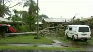 preview picture of video 'Marco in Australia - 20 - Prima e dopo un ciclone in Queensland'