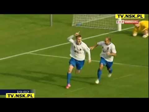 tv.nsk.pl 2012-10-06 II liga Pogoń Siedlce - MKS Świt Nowy Dwór Maz. 2-0 (2-0) bramki wywiady