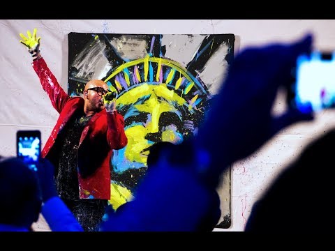 David Garibaldi Paints The Statue of Liberty