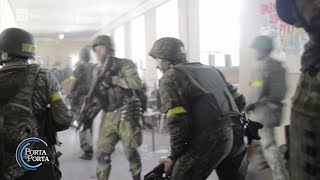 Gli italiani che combattono in Ucraina - Porta a porta 03/03/2022