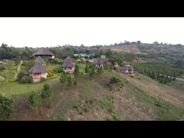 Video: Parkview Safari Lodge-Kyambura |Queen Elizabeth National Park