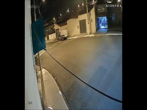Furto de camionete em Espírito Santo do Turvo-SP