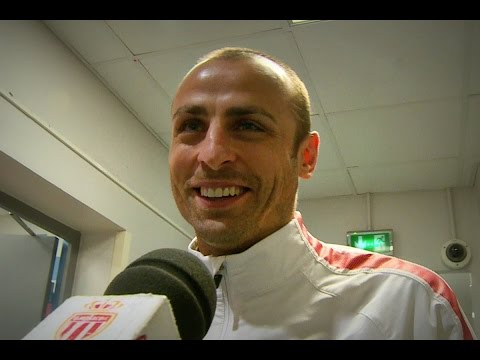 Berbatov classy : "Oh, oh, what is amazing ?!"