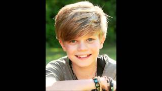 Ronan Parke (Boy soprano) sings Stronger Than I Am.wmv