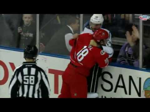Kyle Hagel vs Paul Bissonnette