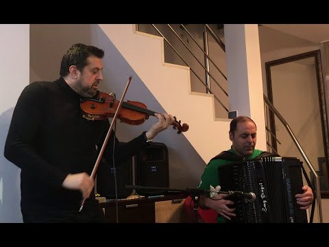 Costel Nitescu & Emy Dragoi gypsy jazz jam session (EVA Classic Maestro electric violin)