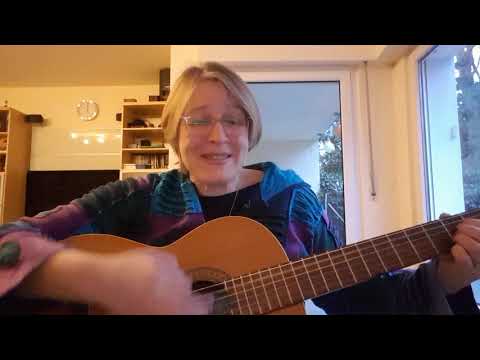 Frau Wilpi singt: "Das Flummilied" aus den Klassenhits