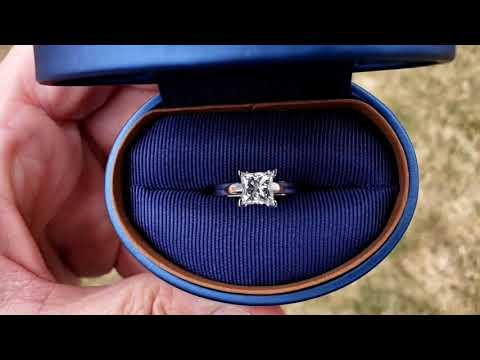 Leo Diamond 1.46 Carat Estate Ring in 14k Gold