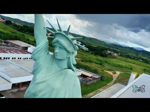 Resende RJ: Perspectiva Aérea da Estátua da Liberdade ✨