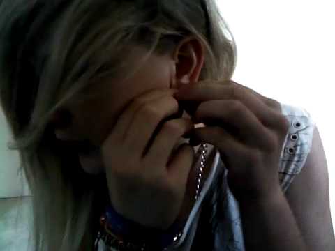 How to put small double flare ear plugs in