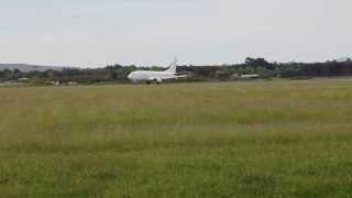 preview picture of video 'Invercargill Airport Boeing 737 300 departure'