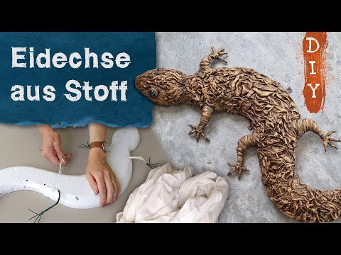 Lizard made from old fabrics - weatherproof wall decoration - DIY