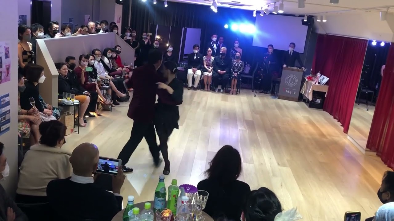 Video thumbnail for Alvaro Salas & Julieta Cappiello - "Llusion Azul"