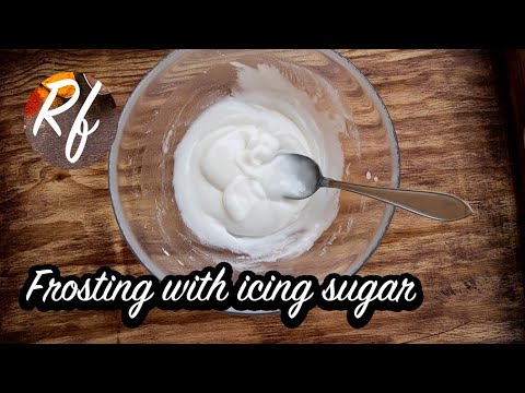 Frosting with icing sugar and water to glaze cookies, cakes and desserts.>