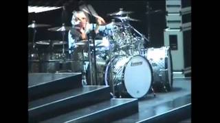 Van Halen...Outta Love Again(Live 2012)