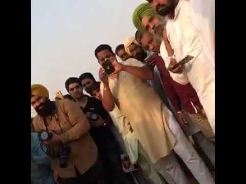 Capt Amrinder Singh Ne Sukhbir Singh Badal Di Kiti Rally Vich Bahut Lassi